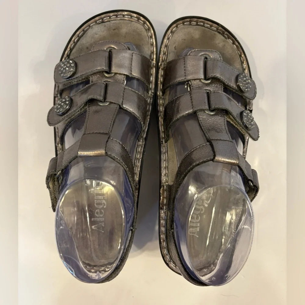 Alegria Kleo silver gladiator-style sandal size 38/7.5